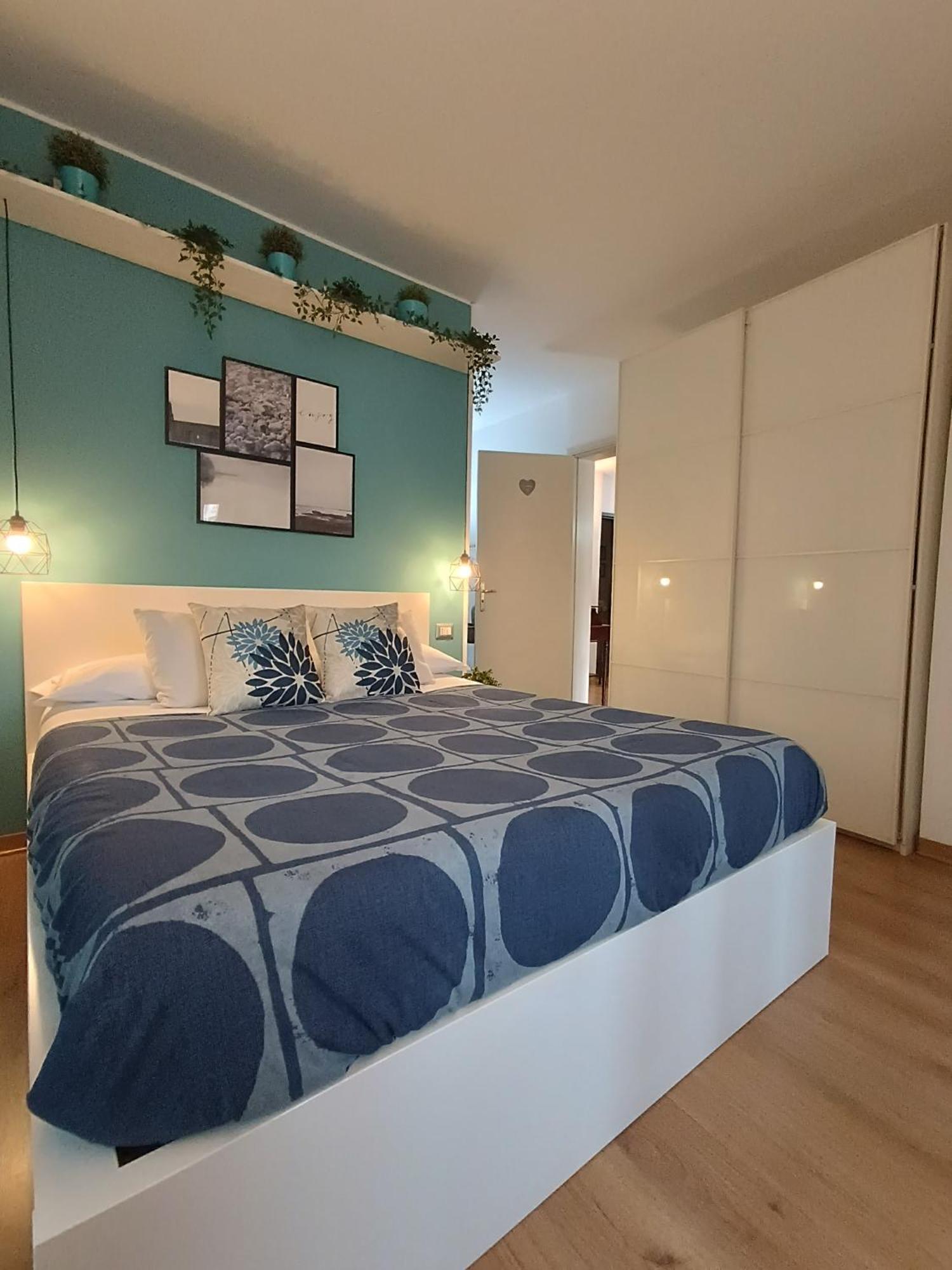 Apartamento La Casa Di Carta In Piazza Stesicoro CTA Exterior foto