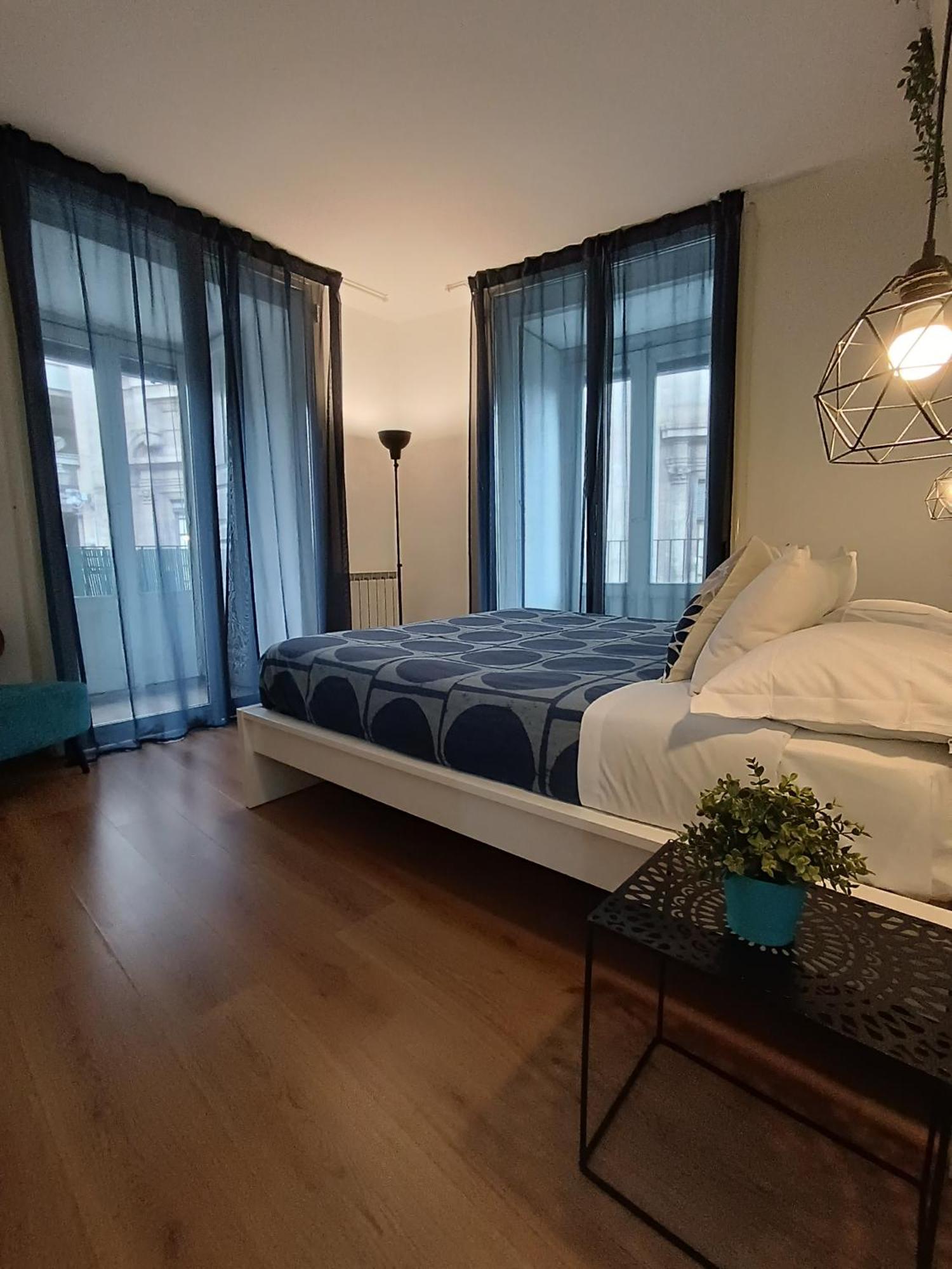 Apartamento La Casa Di Carta In Piazza Stesicoro CTA Exterior foto