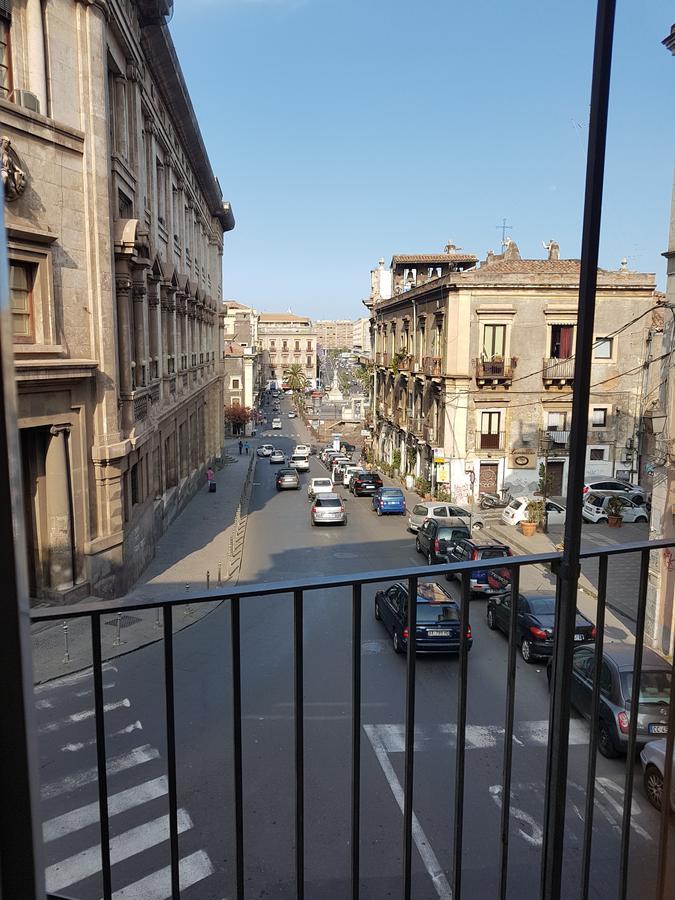 Apartamento La Casa Di Carta In Piazza Stesicoro CTA Exterior foto
